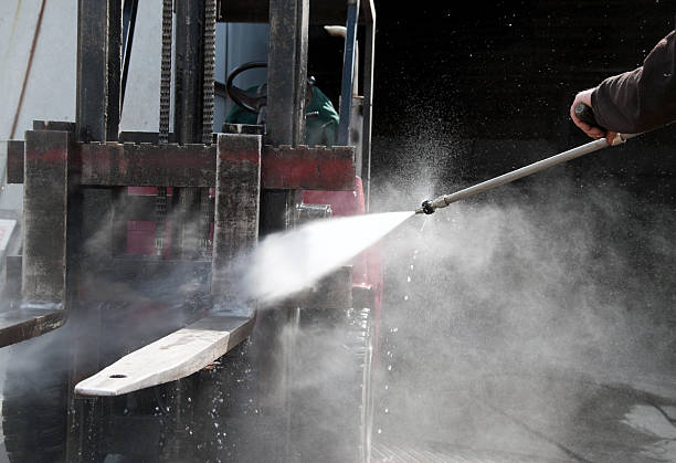 Playground Equipment Cleaning in Avalon, PA